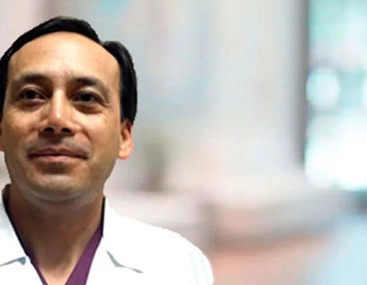 Dr. Iván Ayala S.
